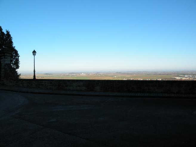  la campagne vue depuis les remparts